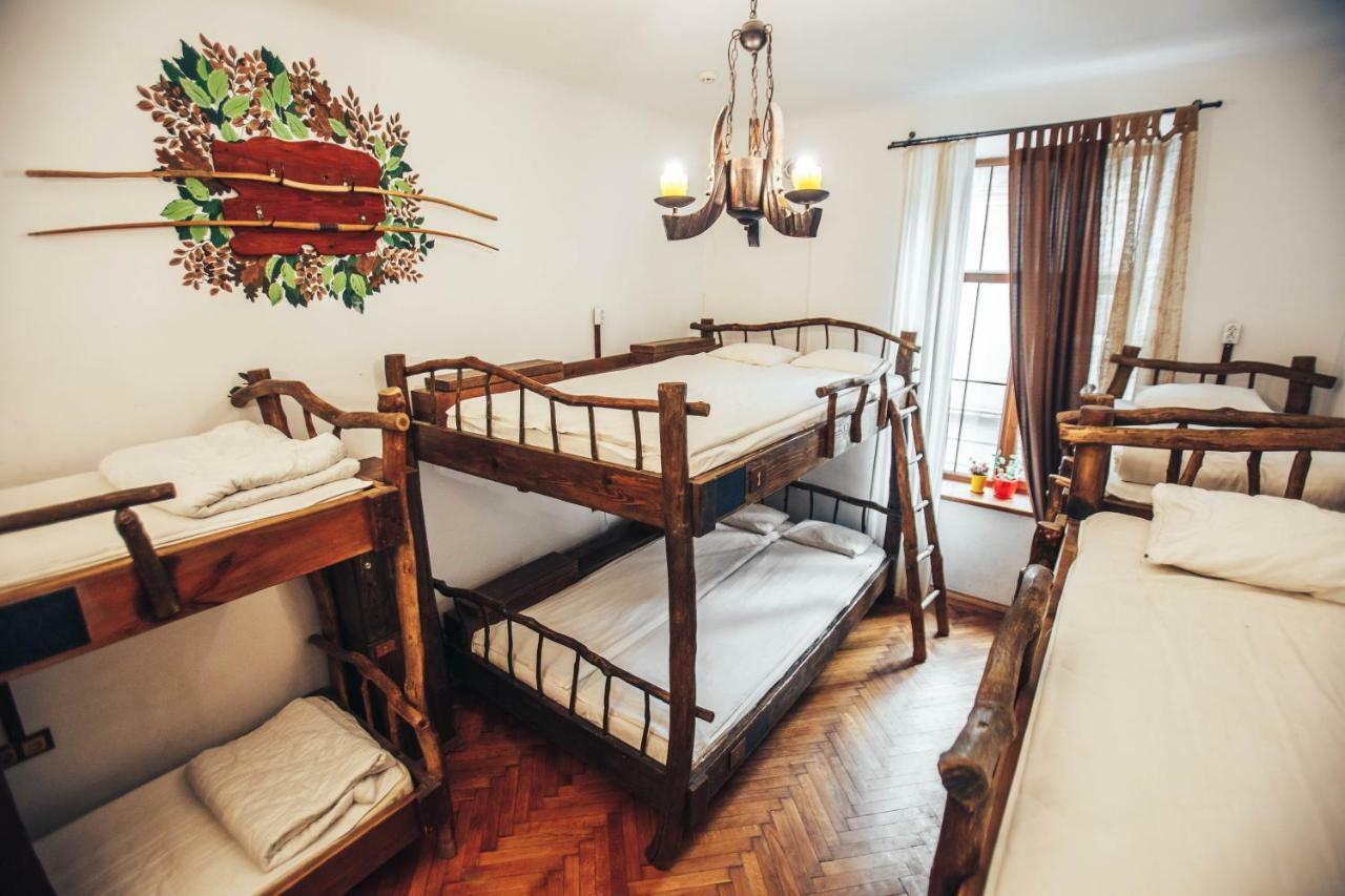 Ghostel - Medieval Hostel Lviv Eksteriør billede